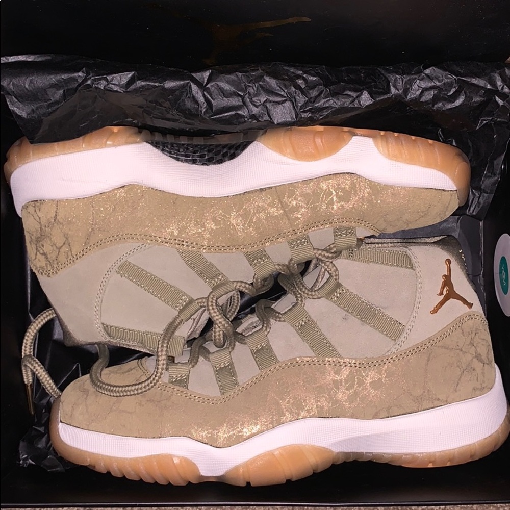 Jordan 11s